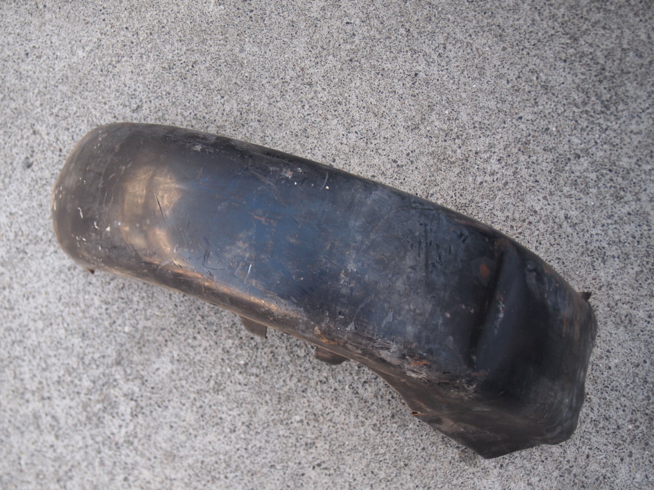 フロントフェンダー