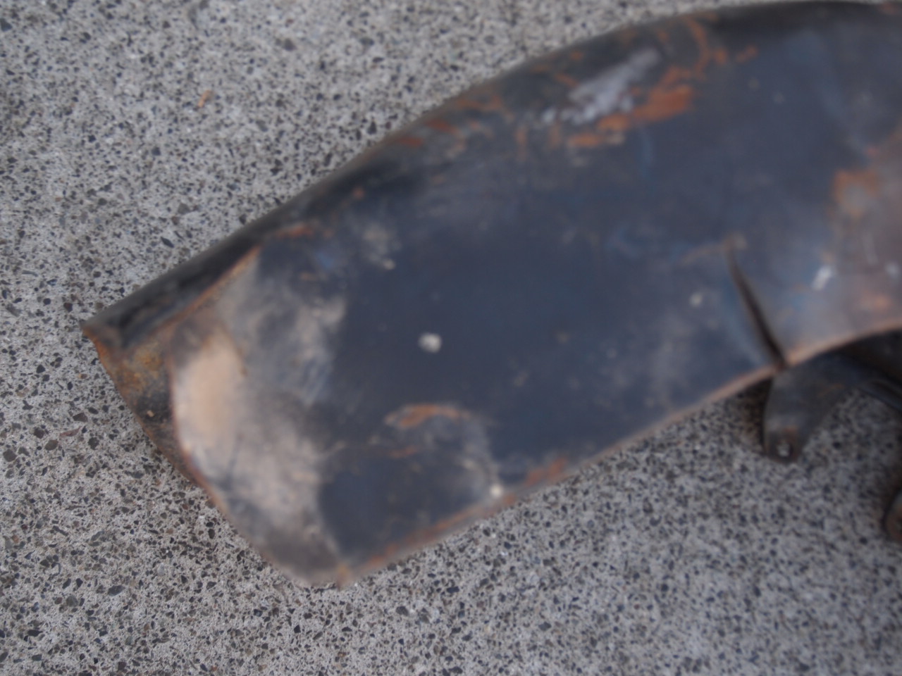 フロントフェンダー