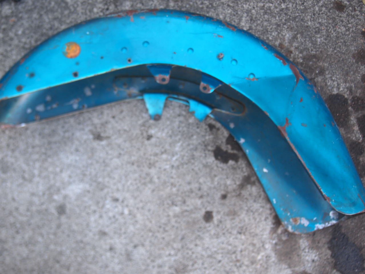 フロントフェンダー