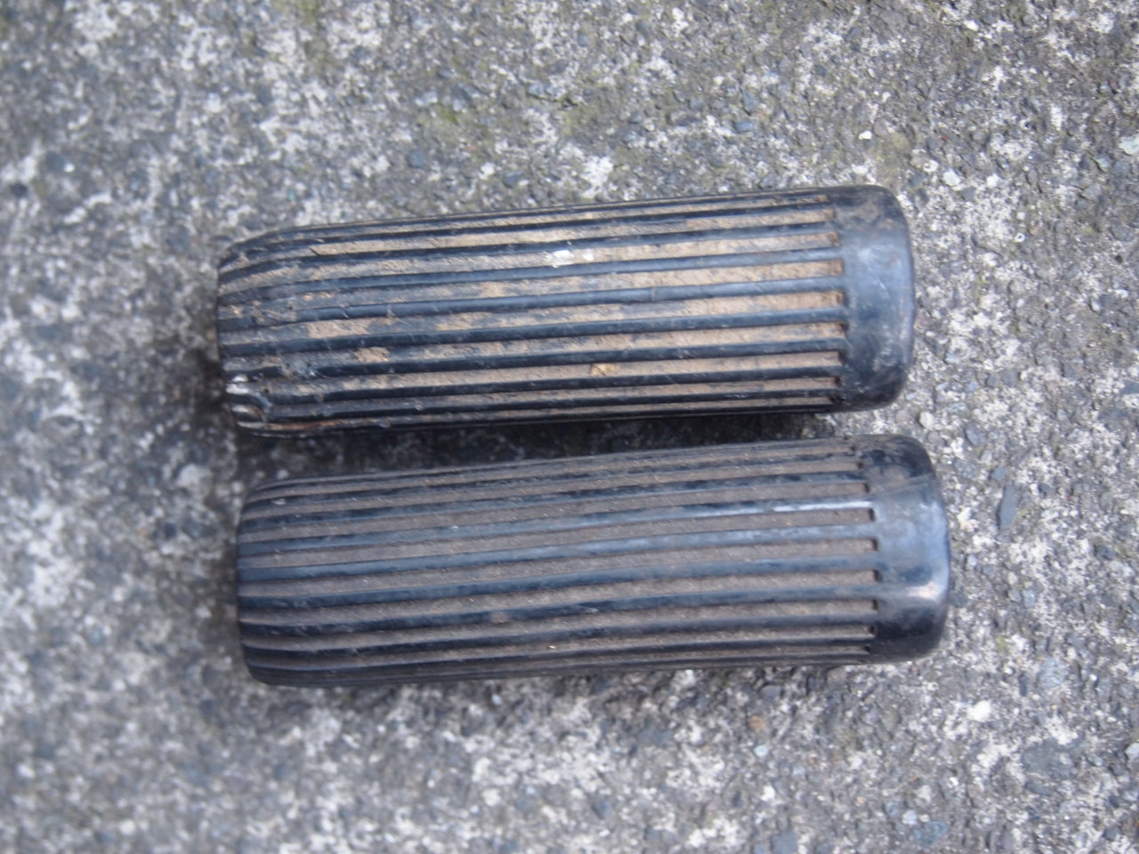 リブグリップ　ブラック