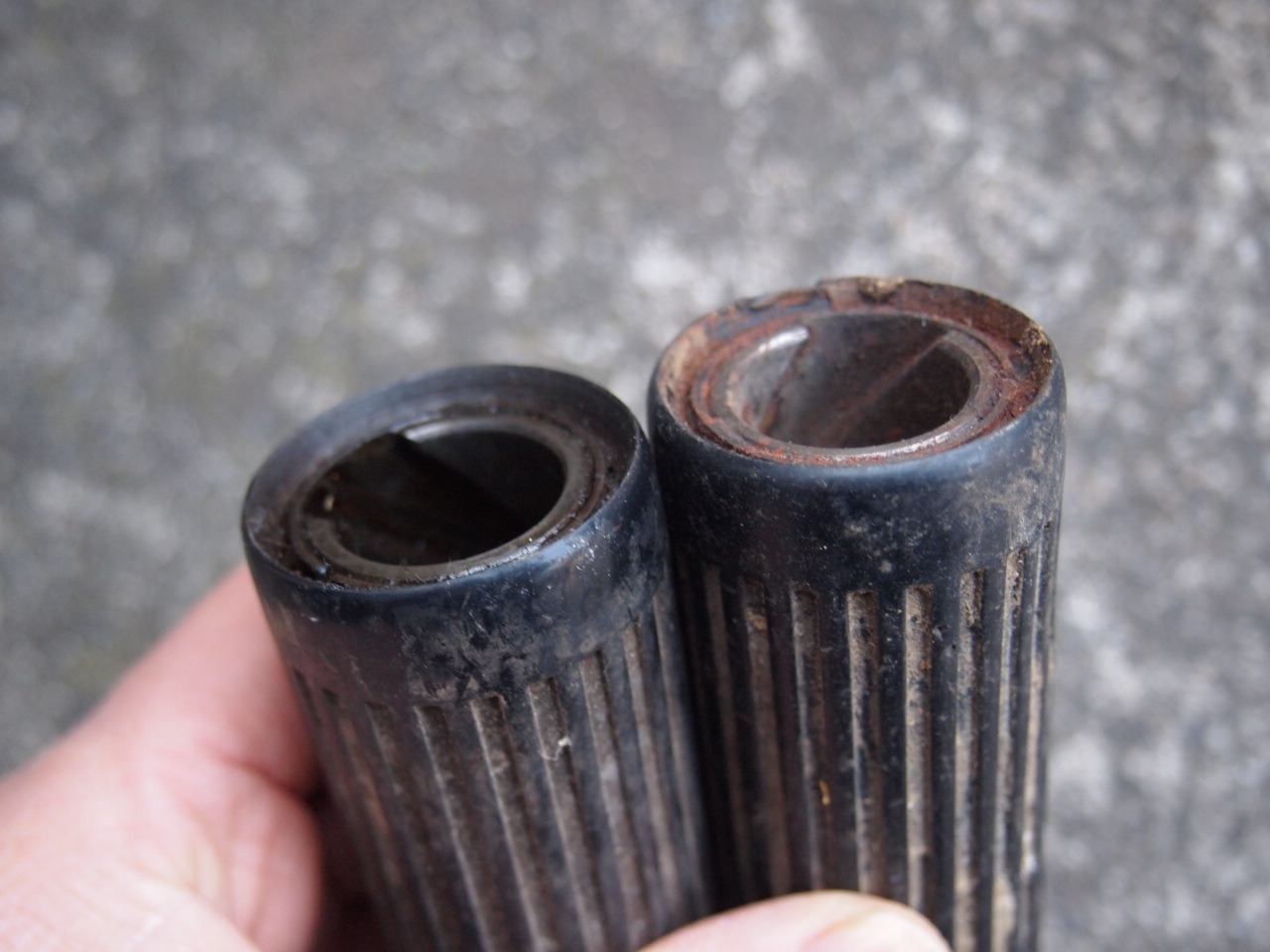 リブグリップ　ブラック