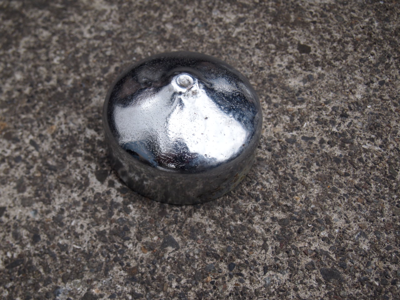 デスビキャップ（鉄）