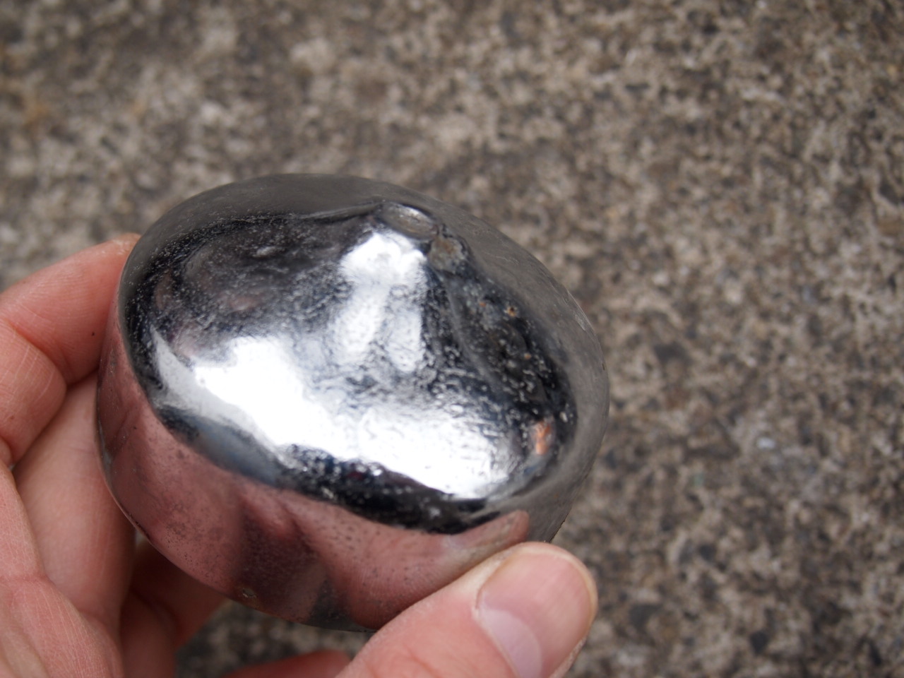 デスビキャップ（鉄）